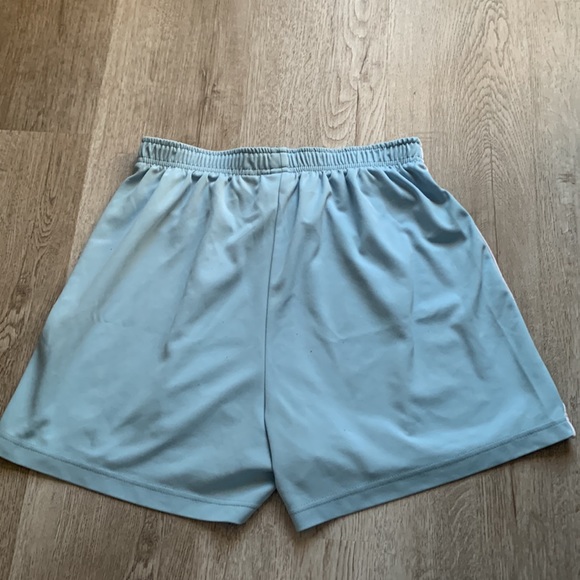 Women’s athletic shorts - Picture 2 of 3